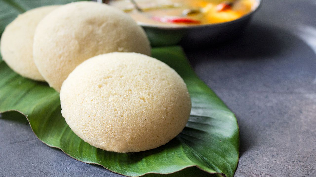 Recette de Rava Idli (pain indien) en vidéo - Pankaj blog